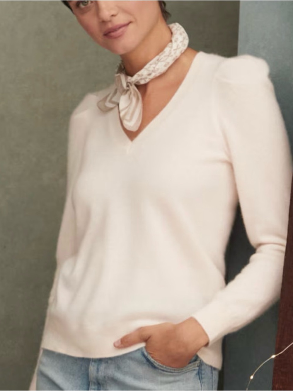 Garnet Hill Chloe V-Neck Cashmere Puff-Sleeve Sweater in Cream